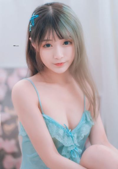 没有穿内裤的女教师在线观看